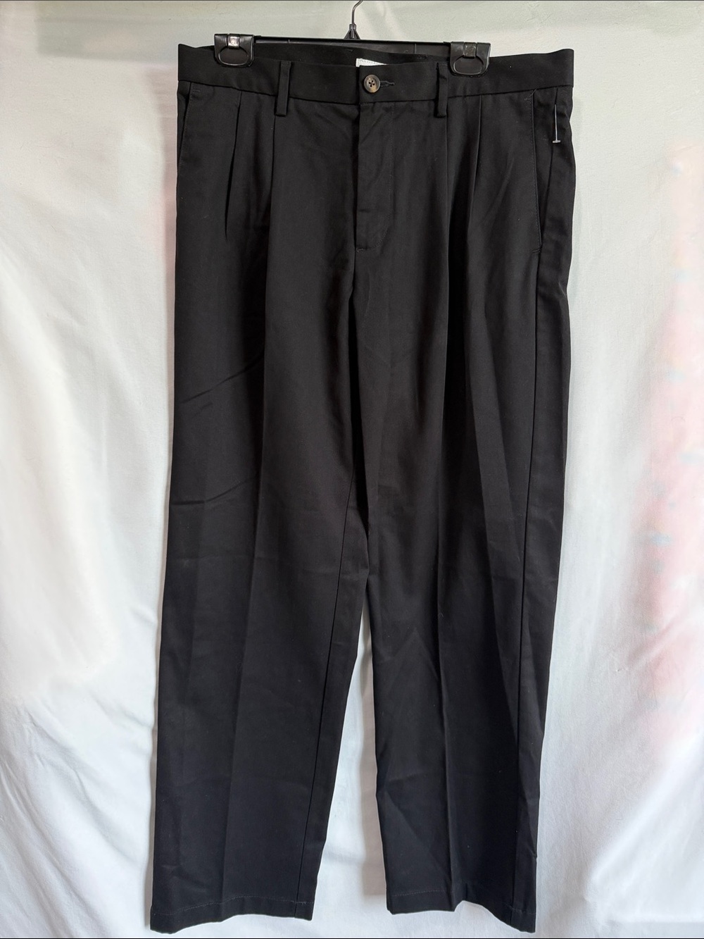 Amazon Essentials Black Pleated Dress Pants